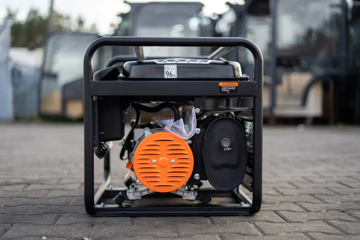 Generator KINGWAY K3000 — fotografie reală 3